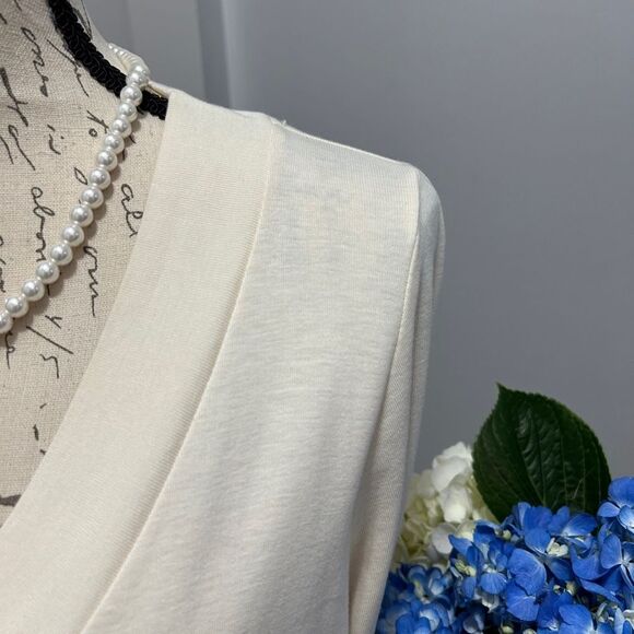 J. Jill Cream V-Neck Tunic - Picture 2 of 6